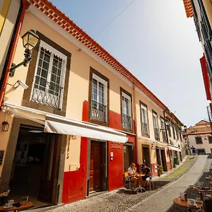 O Cantinho Da Mariazinha Funchal (Madeira)